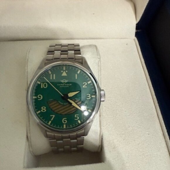 Harbinger Marauder MA4 Men's Automatic Vintage Watch - Picture 1 of 3